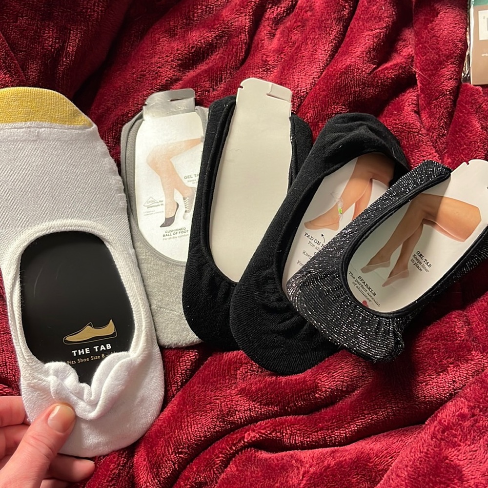 5 pairs of liner socks. New never worn.